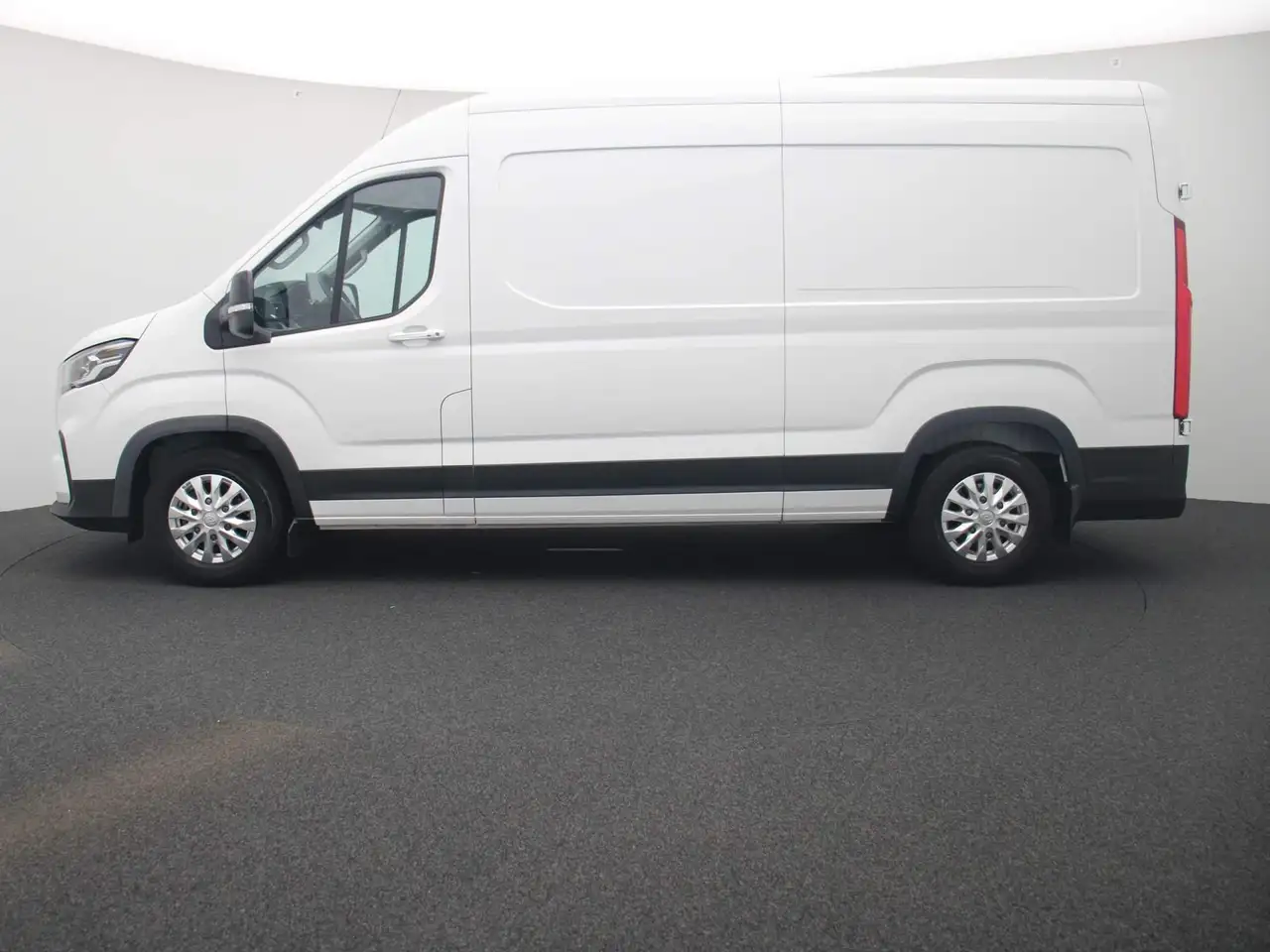 Maxus eDeliver 9 2023