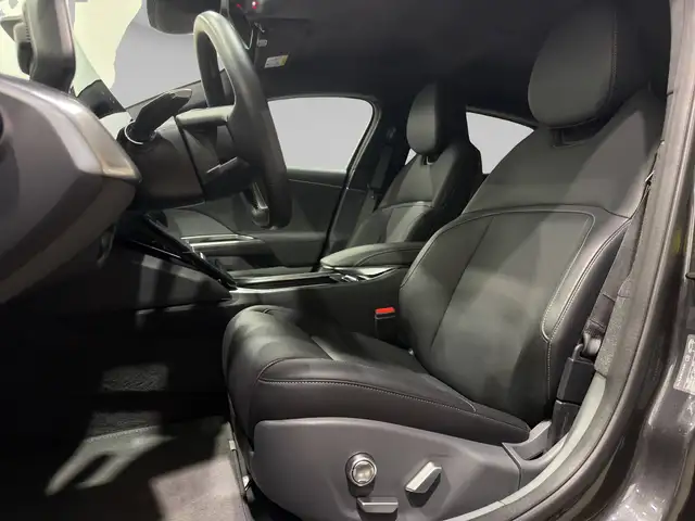 Lucid Air view 10