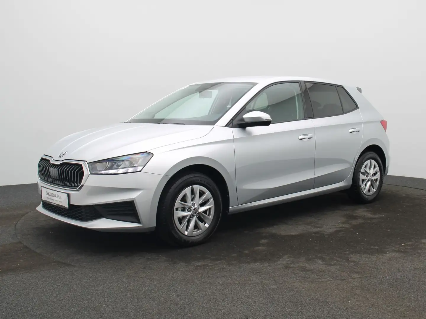 Skoda Fabia Active 1.0 TSI / LED, PDC, SHZ, SmartLink Silber - 2