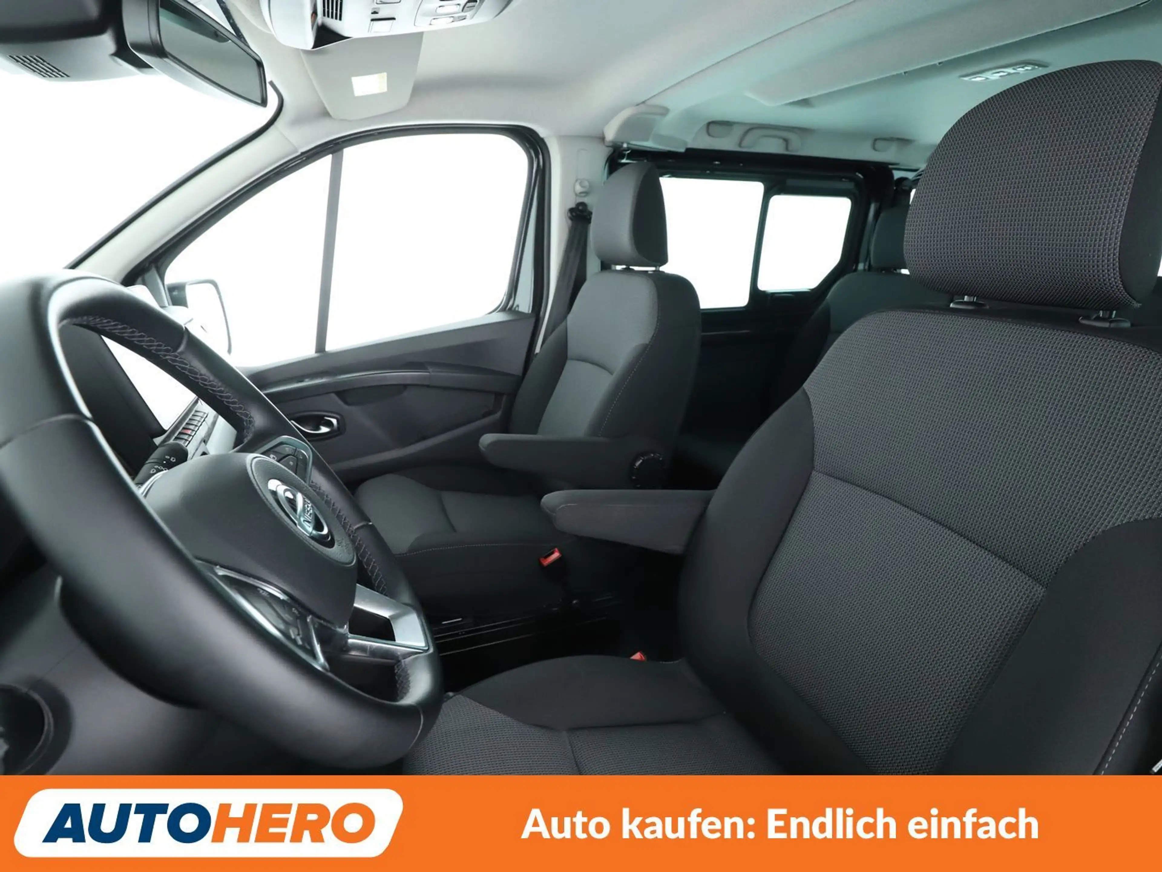 Nissan Primastar 2.0 dCi L1H1 2,8t Tekna Aut.*CAM*NAVI*SHZ* — photo 10