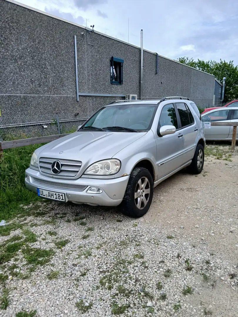 Mercedes-Benz ML 270 ML 270 CDI Silber - 1