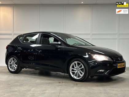 SEAT Leon 1.2 TSI Style / Navi / Airco / Cruise / 2013