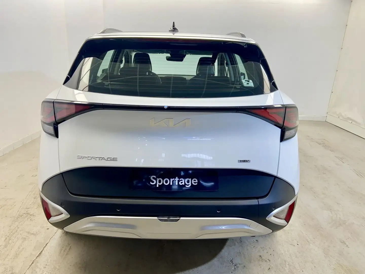 Kia Sportage 1.6 T-GDi HEV Drive 215 Blanc - 2
