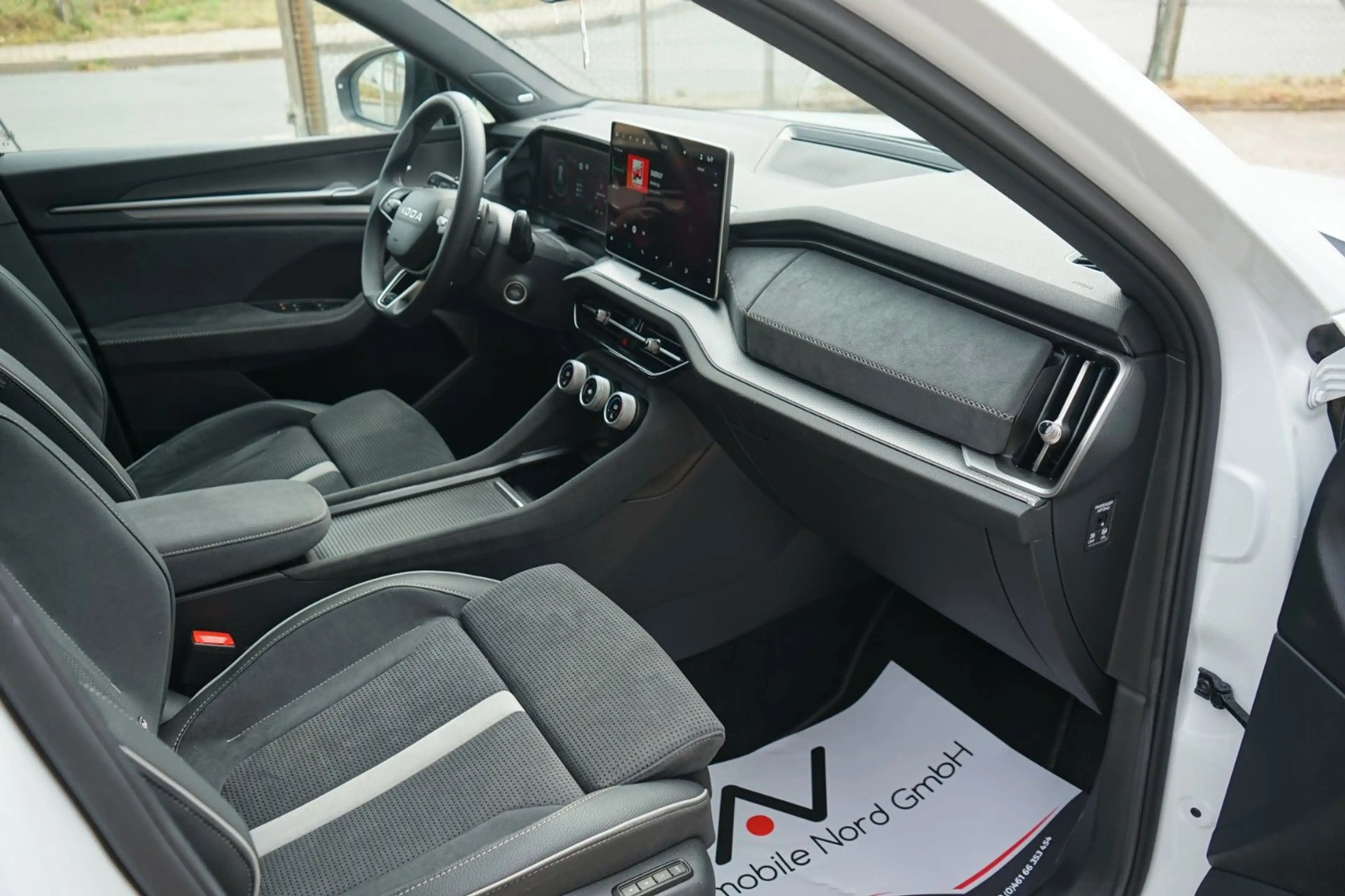 Skoda Kodiaq 2.0 TDI Sportline*Pano*Canton*7 Sitzer — photo 12