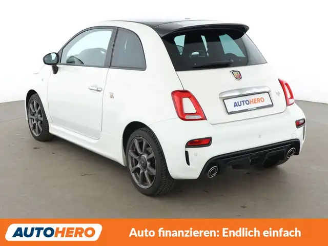 Abarth 595 view 4