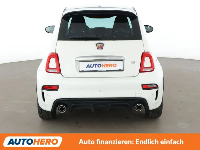 Abarth 595 view 5