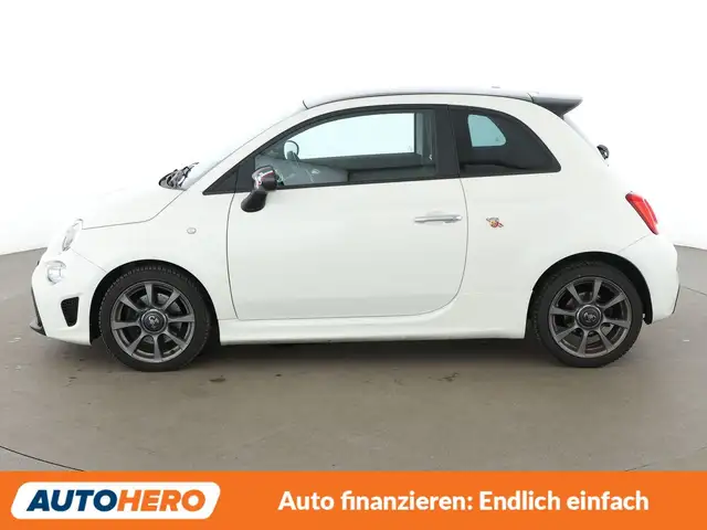 Abarth 595 view 3
