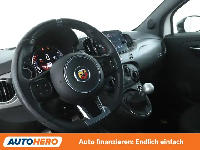 Abarth 595 view 11