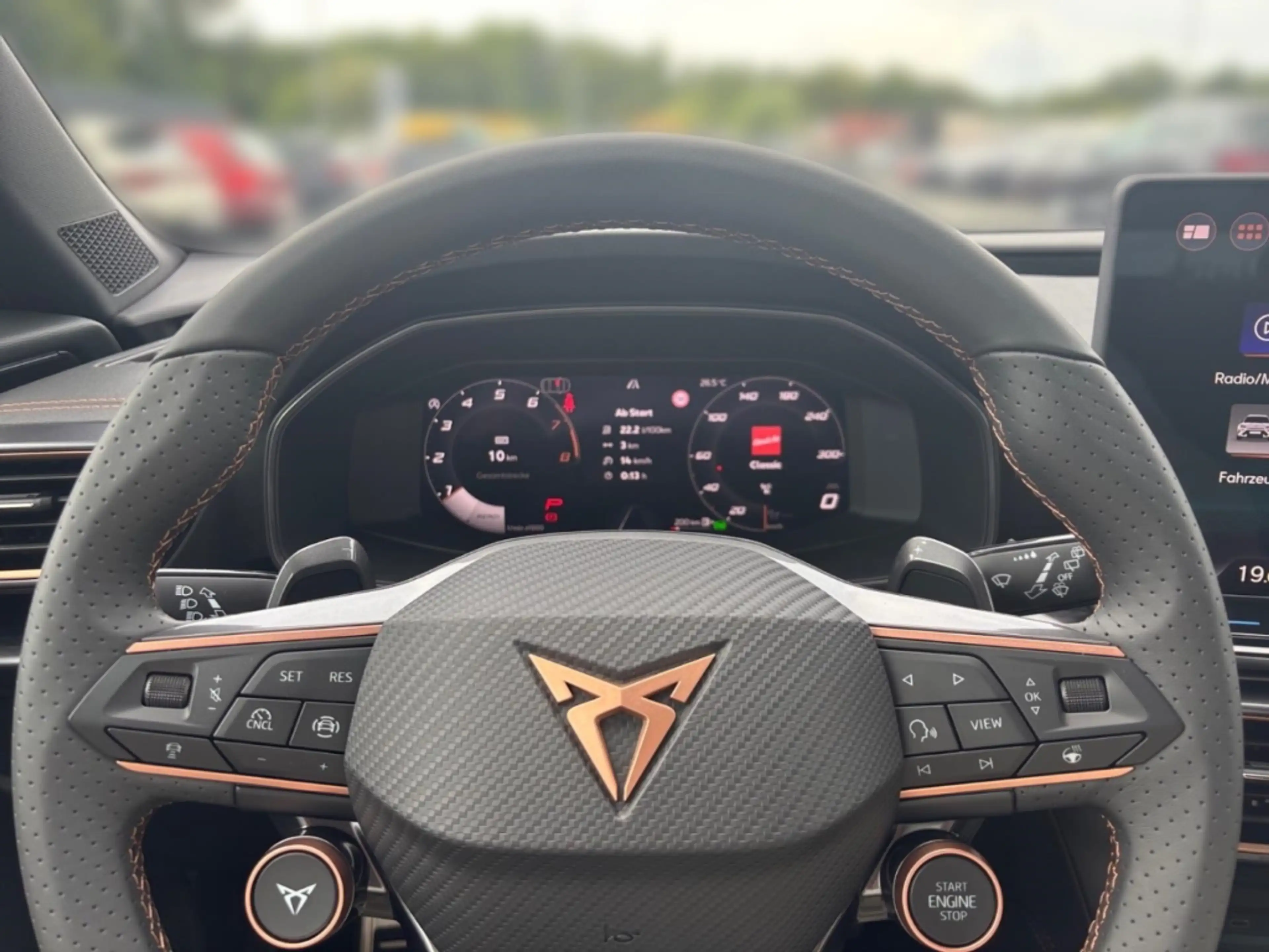 CUPRA Formentor VZ 2.0 TSI 4Drive AHK Sennheiser LED FullLink — photo 15