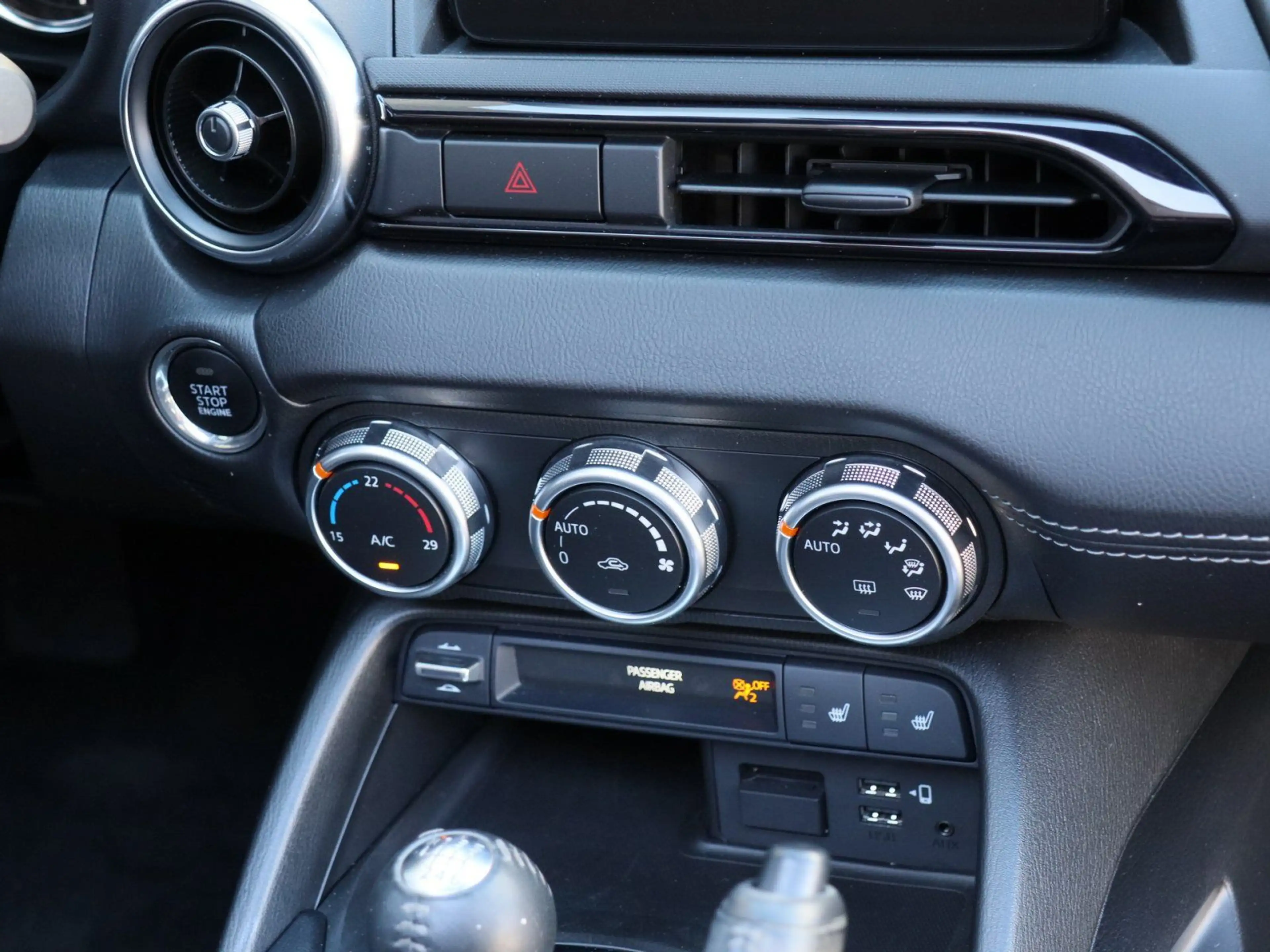 Mazda MX-5 2.0 Selection RF Skyactiv Kamera — photo 8