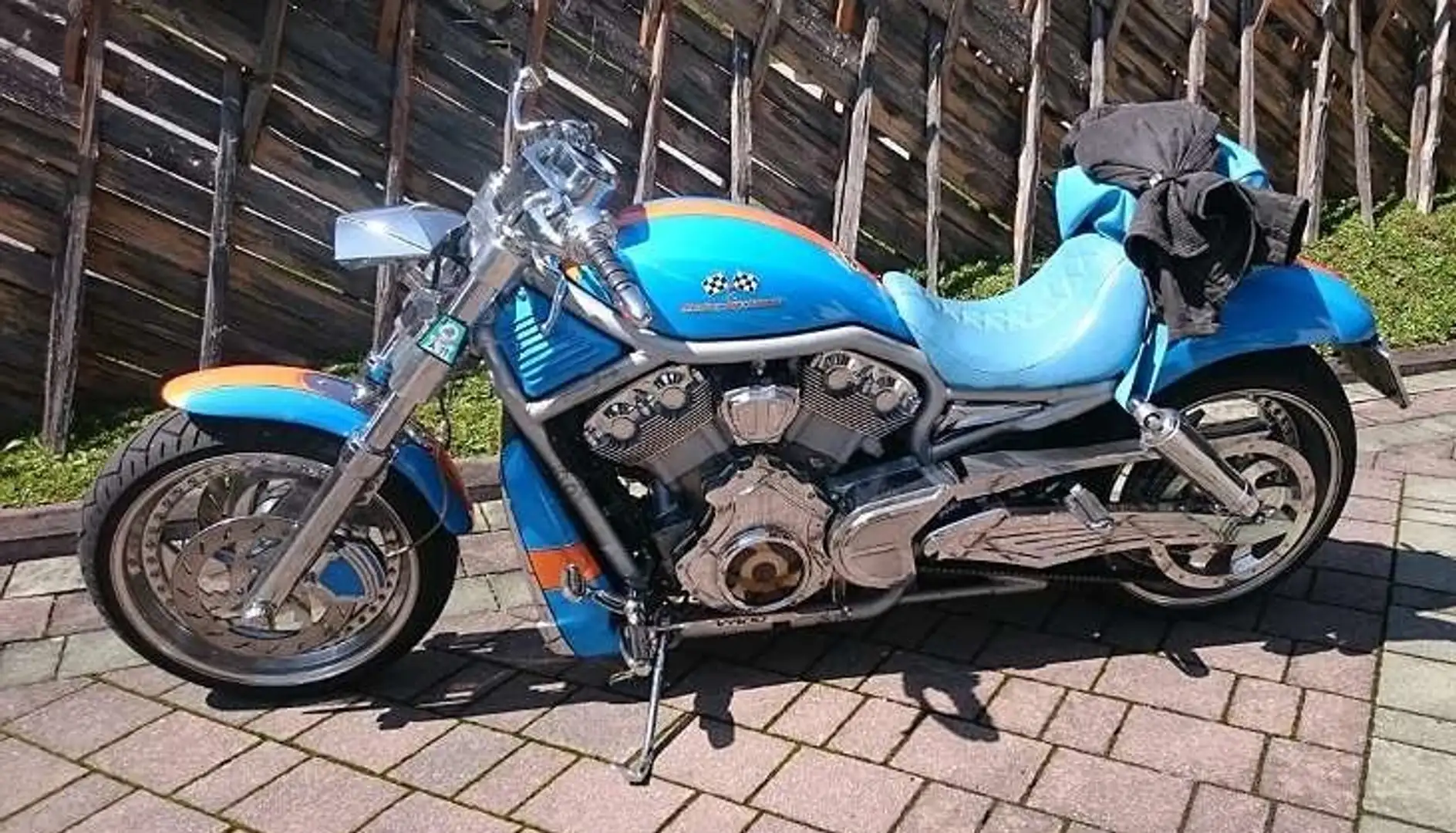 Harley-Davidson V-Rod Kék - 2