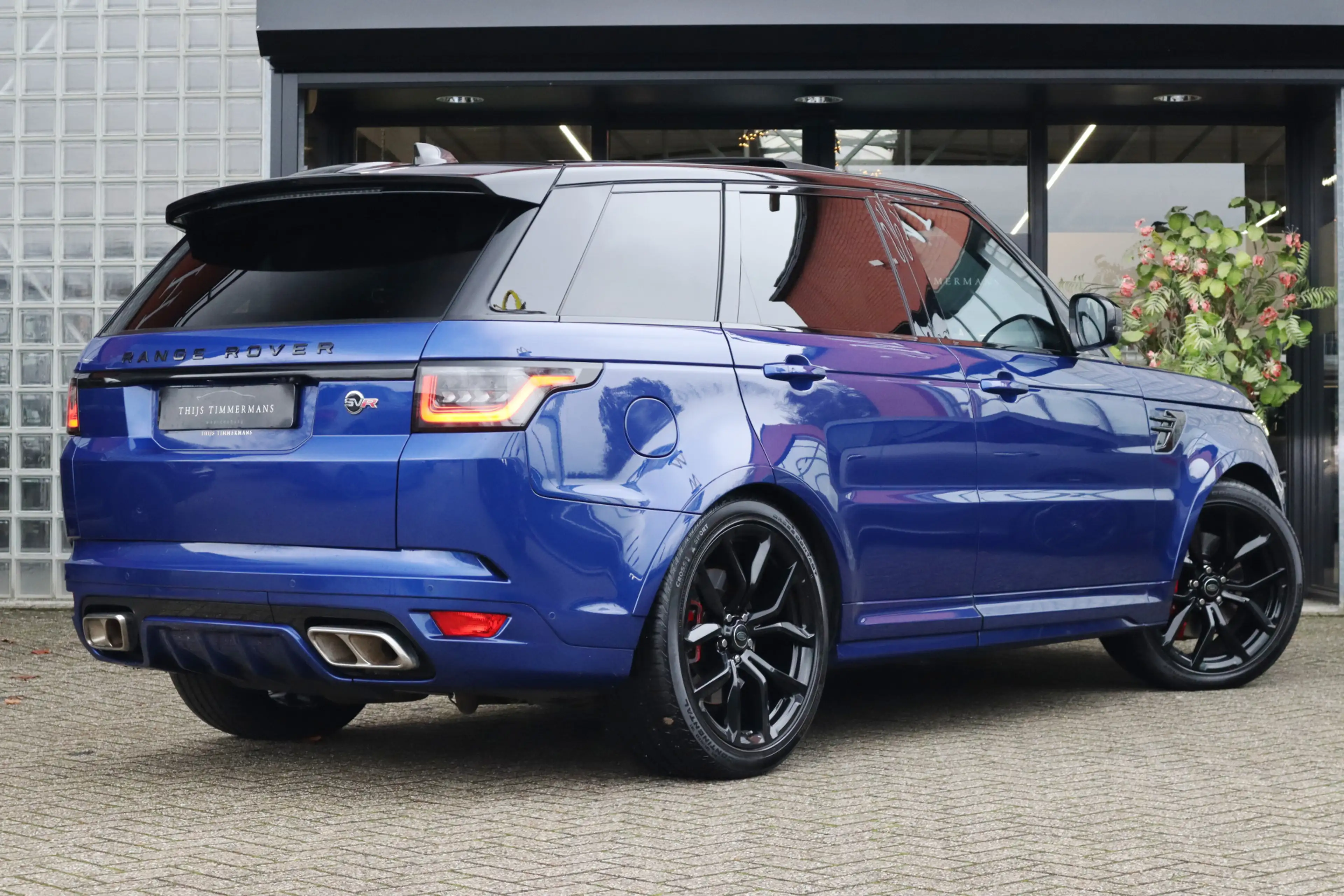 Land Rover Range Rover Sport P575 SVR | Carbon interieur, Meridian Audio, Adapt — photo 4