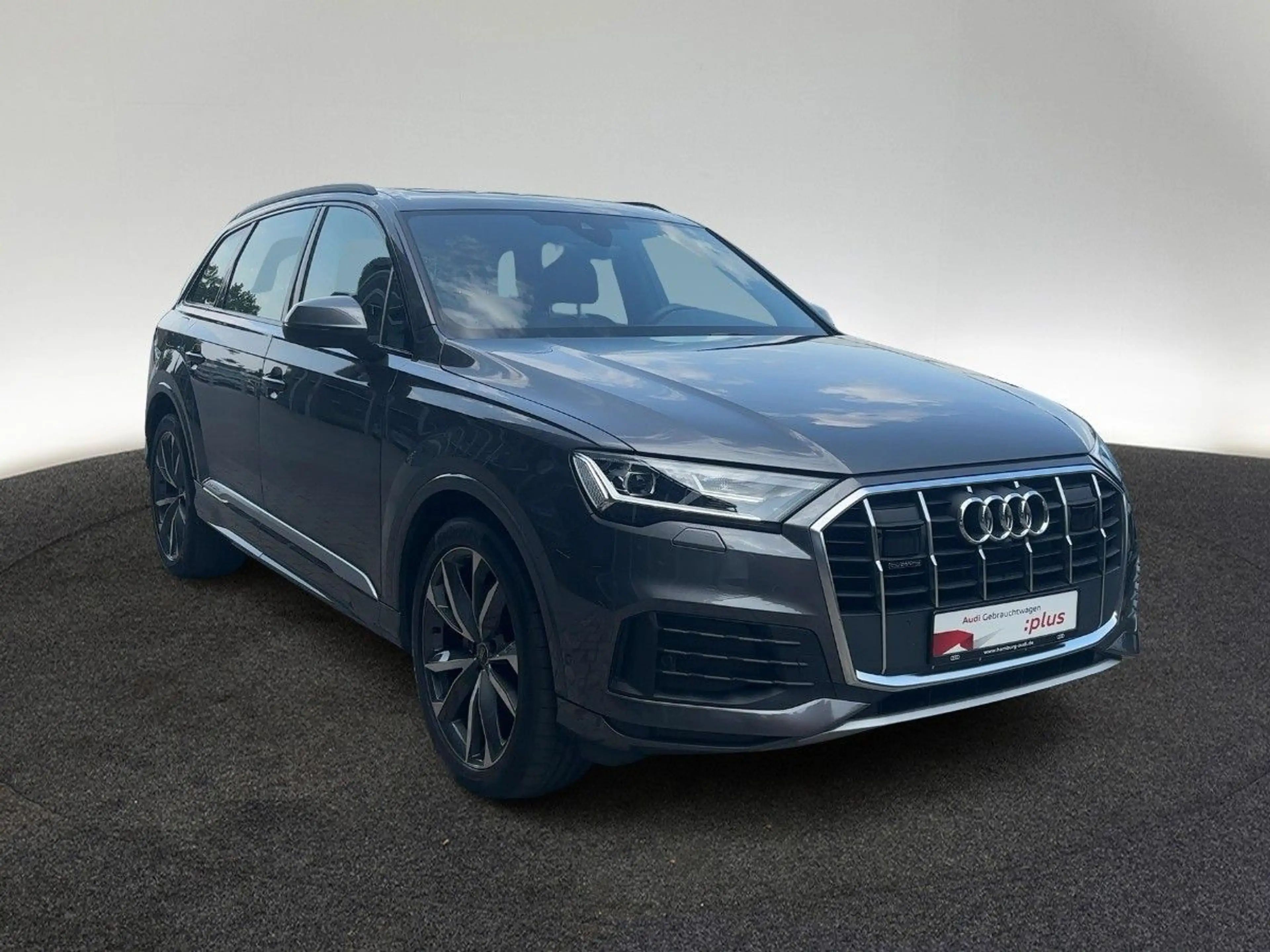 Audi Q7 50 TDI quattro S tronic — photo 6