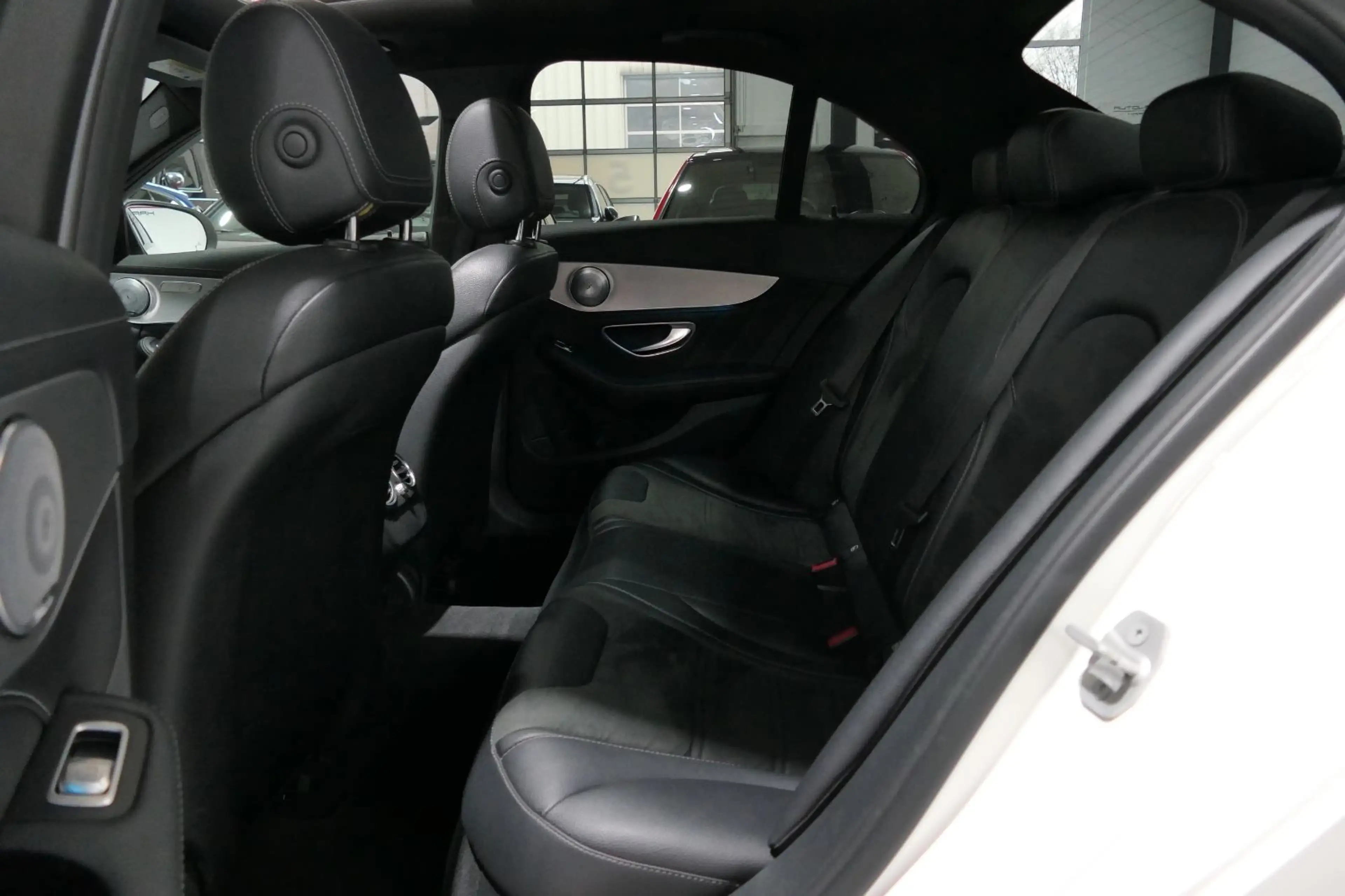 Mercedes-Benz C 63 AMG C63 AMG *Pano*Kamera*Comand*Night*Gewinde*LM20* — photo 11