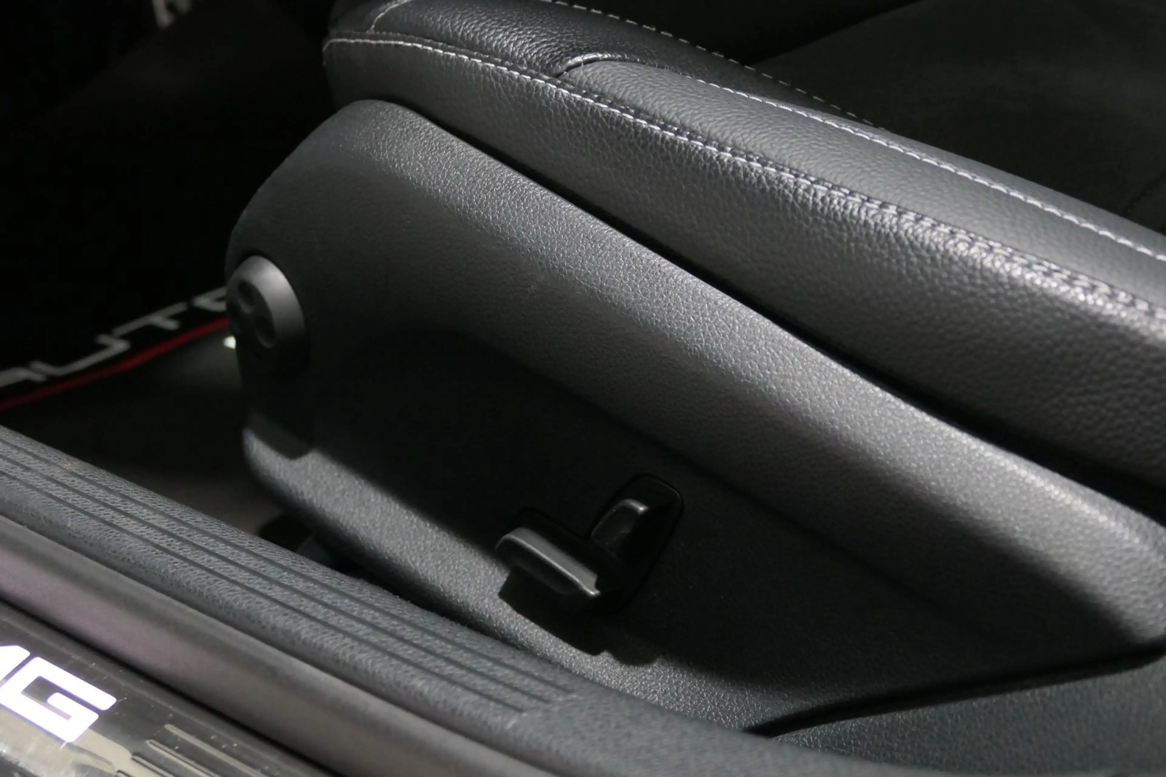 Mercedes-Benz C 63 AMG C63 AMG *Pano*Kamera*Comand*Night*Gewinde*LM20* — photo 14