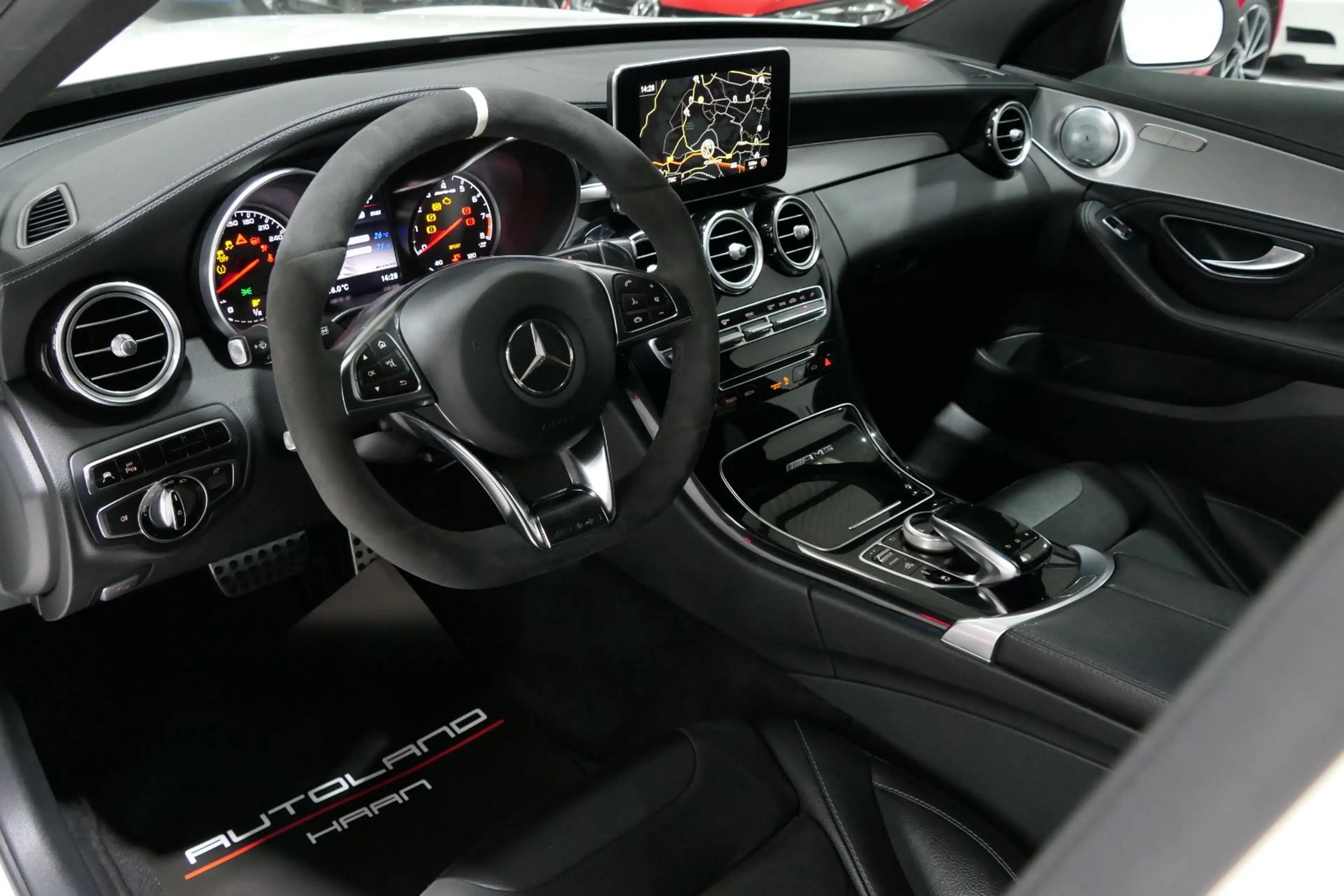 Mercedes-Benz C 63 AMG C63 AMG *Pano*Kamera*Comand*Night*Gewinde*LM20* — photo 7