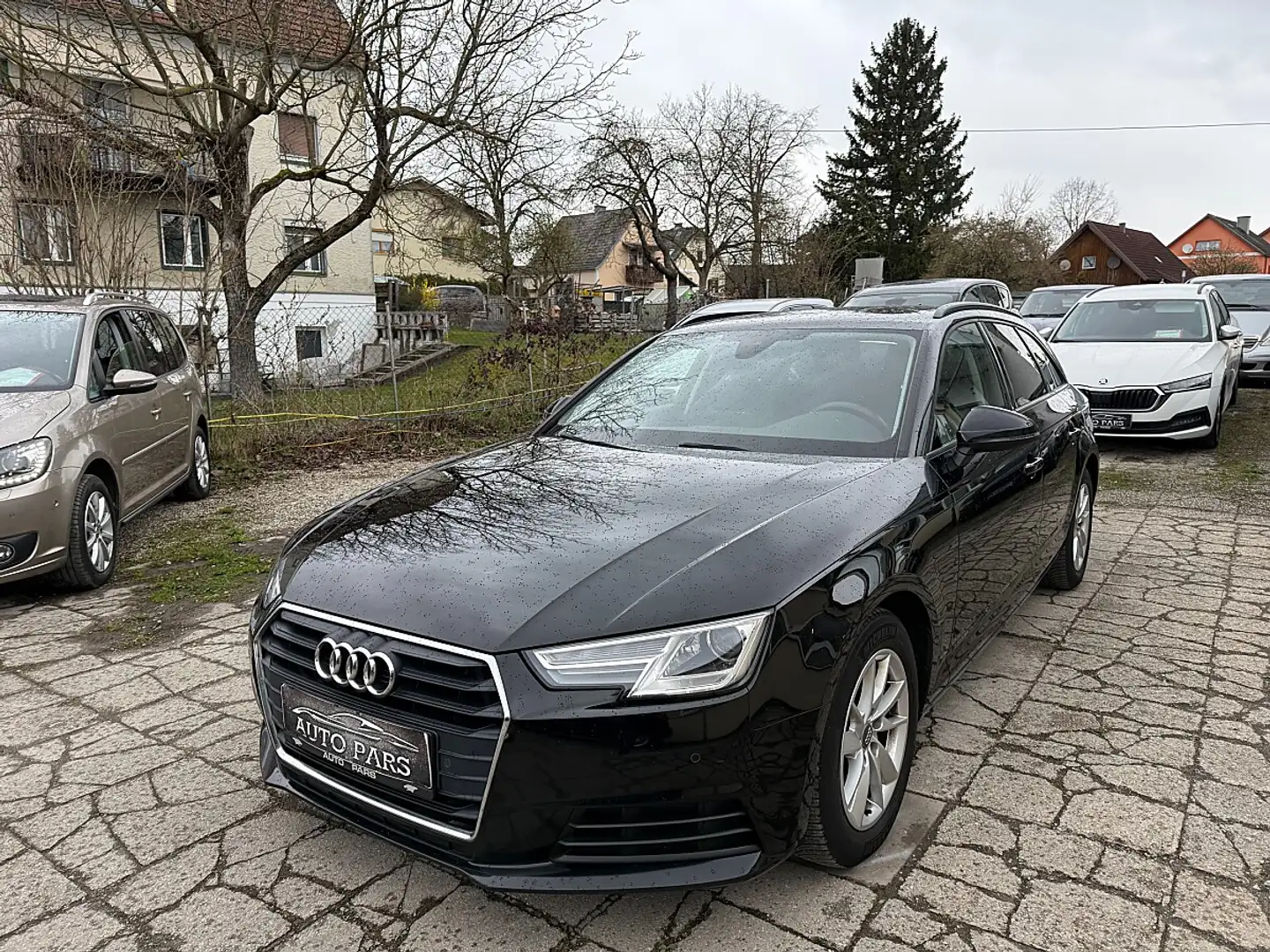 Audi A4 Avant 2,0 TDI S-tronic-1.BESITZ-LEDER-SEHR GEPF... Schwarz - 1