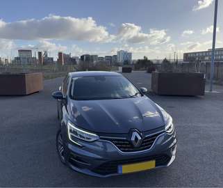 BLUE dCi 115 EDC BUSINESS EDITION