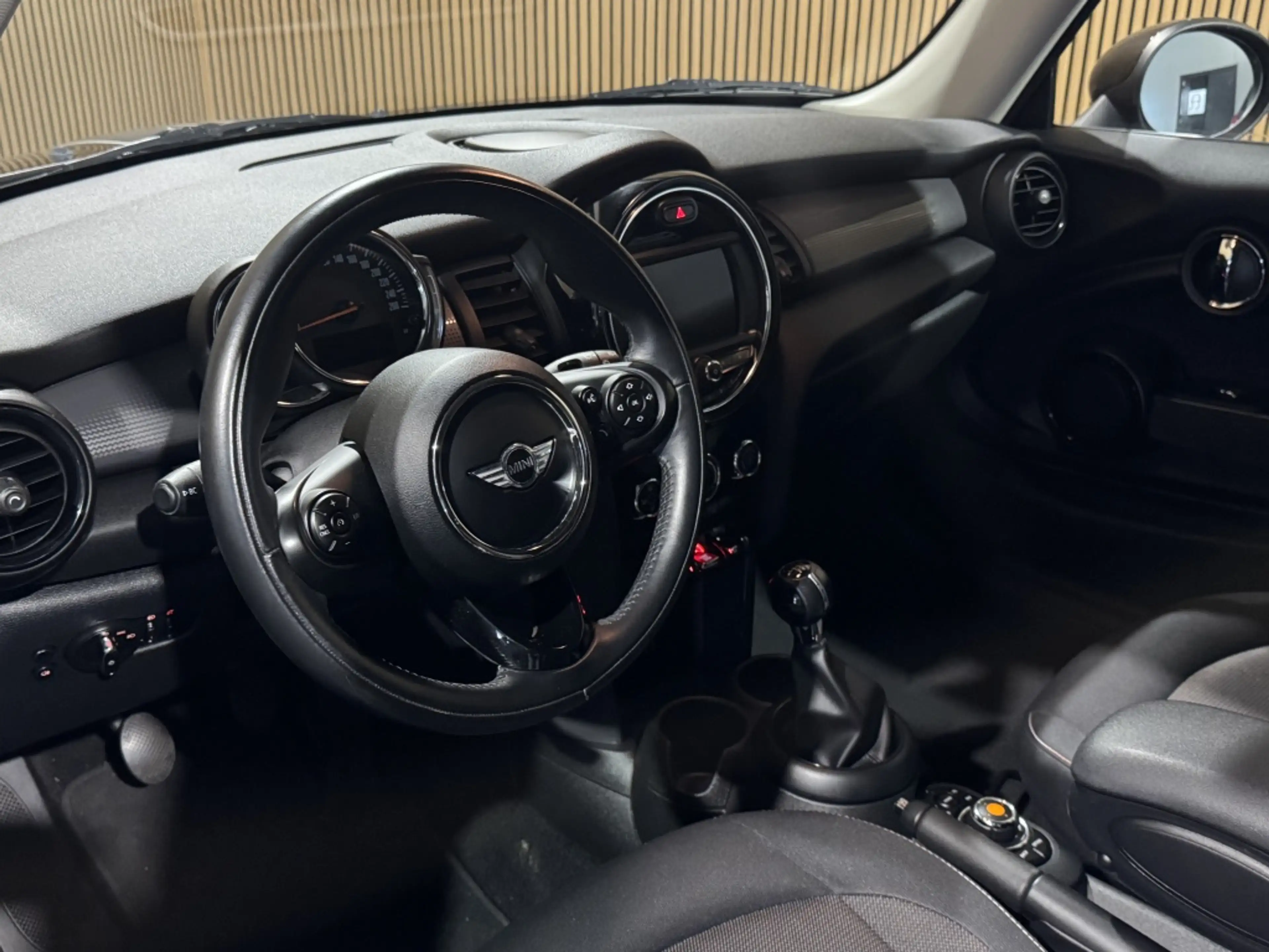 MINI Cooper Mini 1.5 Business | Airco | Cruise | Navi | Blueto — photo 23