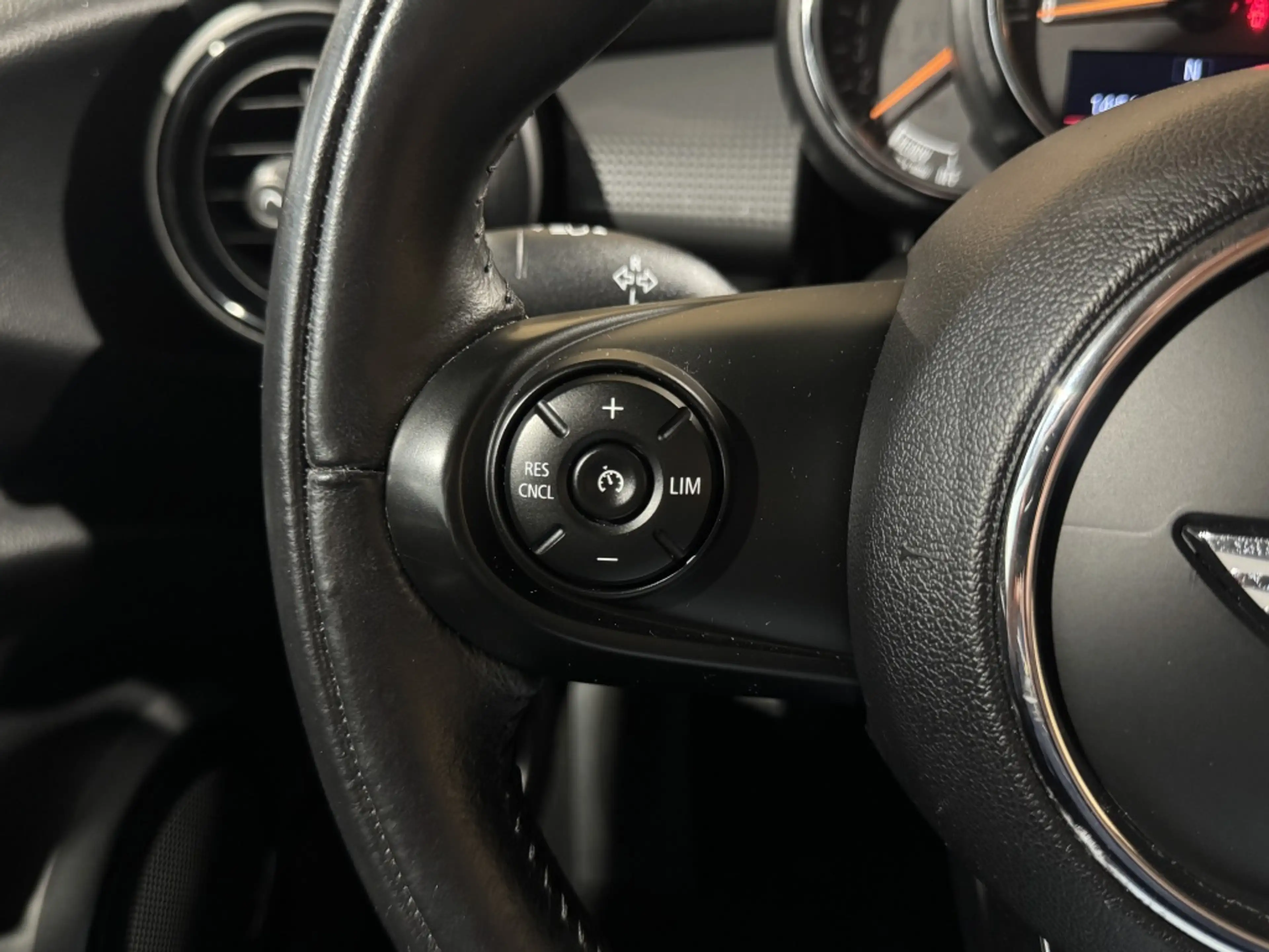 MINI Cooper Mini 1.5 Business | Airco | Cruise | Navi | Blueto — photo 12
