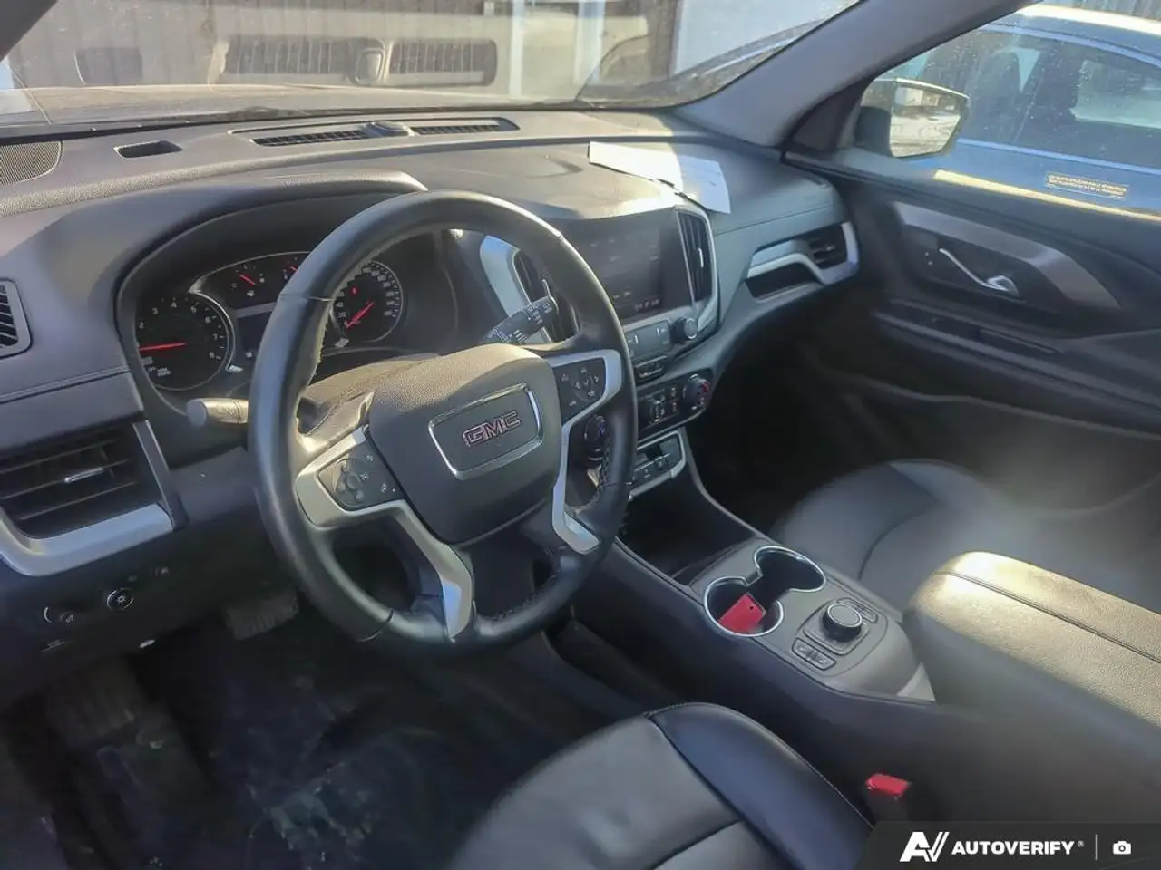GMC Terrain снимка GMC Terrain