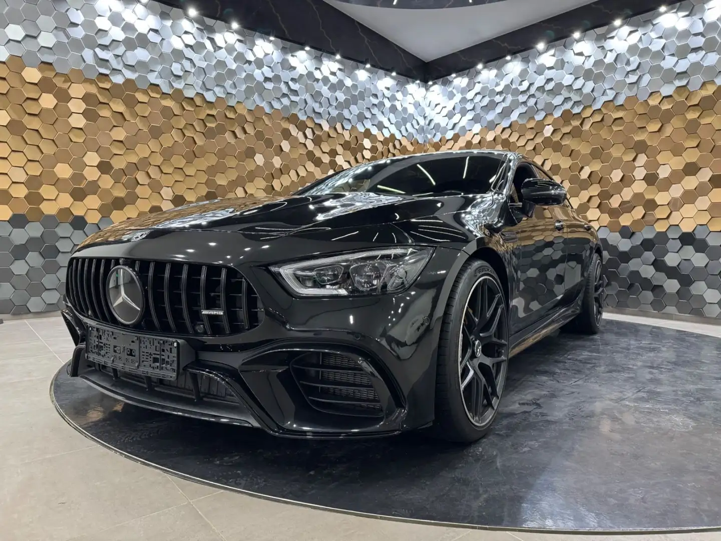 Mercedes-Benz AMG GT 63 S 4M+ /Burmester/HuD/AHK/ Noir - 1