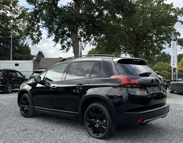 Peugeot 2008 view 2