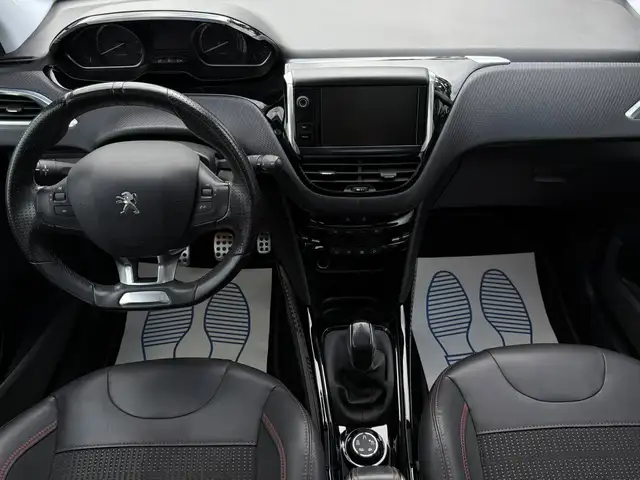 Peugeot 2008 view 7