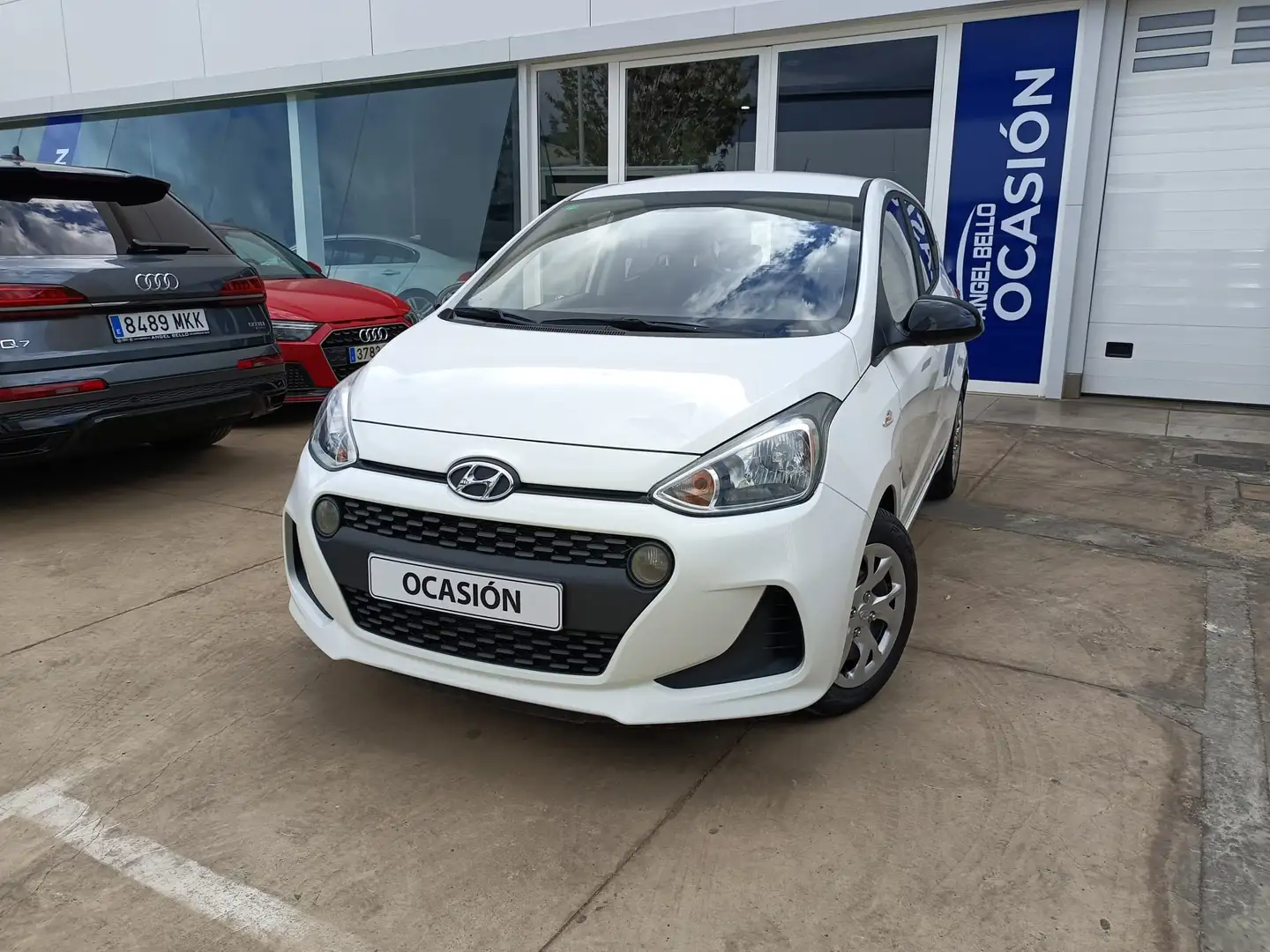 Hyundai i10 1.2 MPI Go Plus Bílá - 1