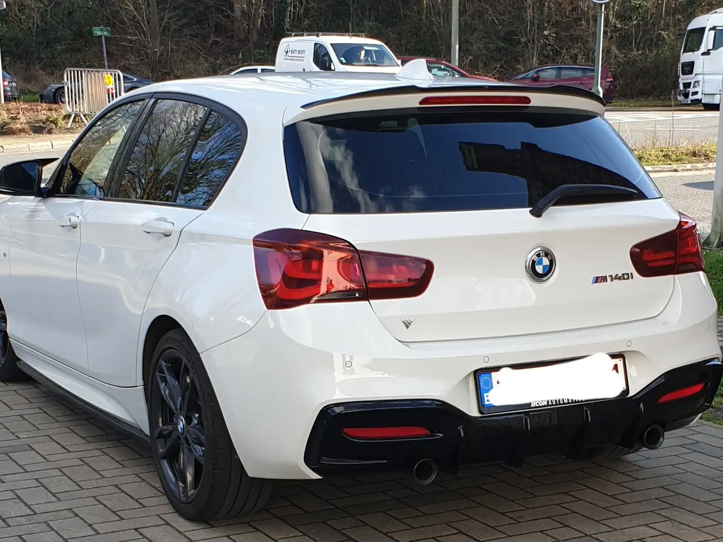 BMW 140 Blanc - 2