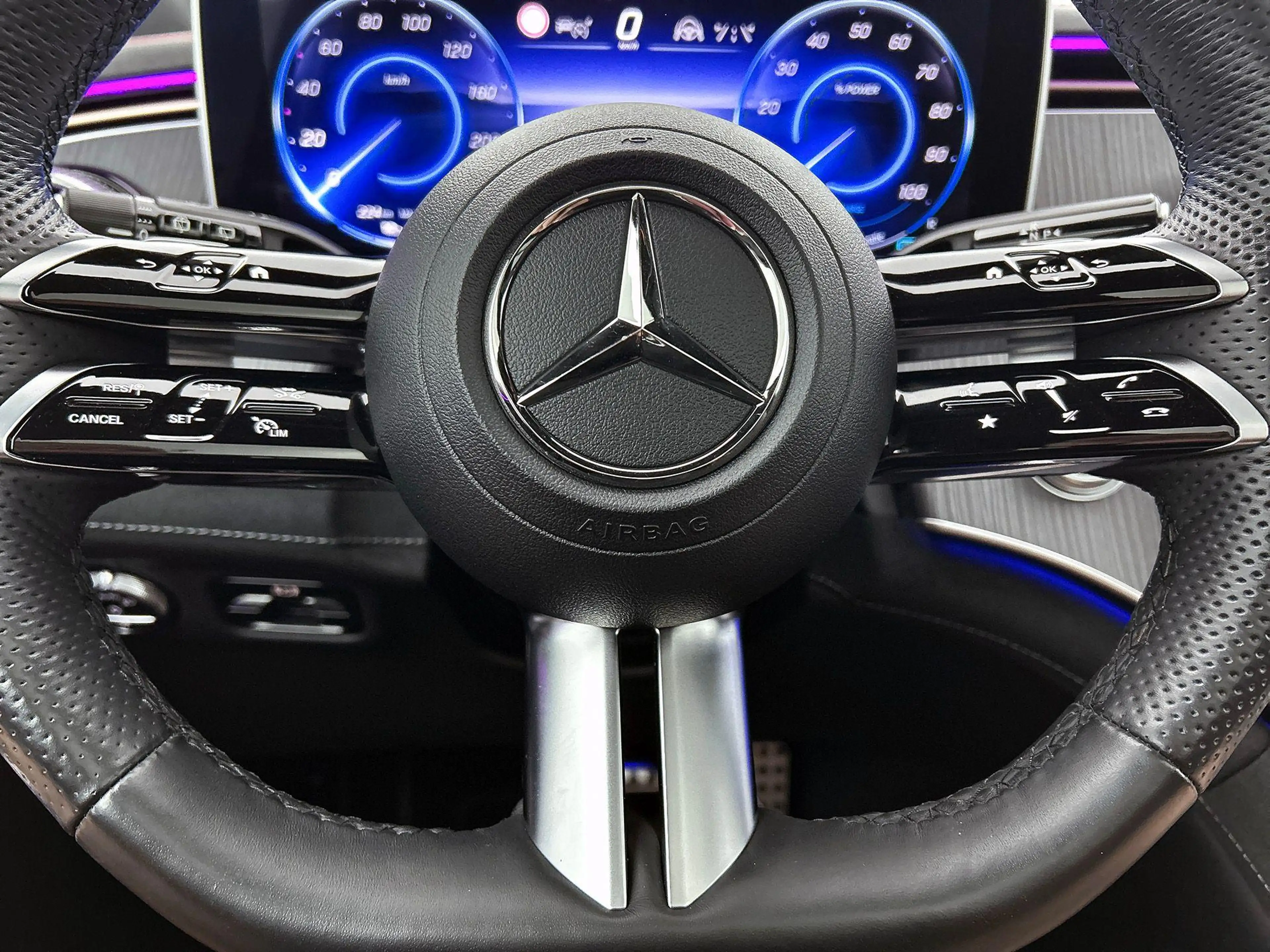 Mercedes-Benz EQE 350 4MATIC SUV AMG Line | Panoramisch Dak | Trekhaak | — photo 12