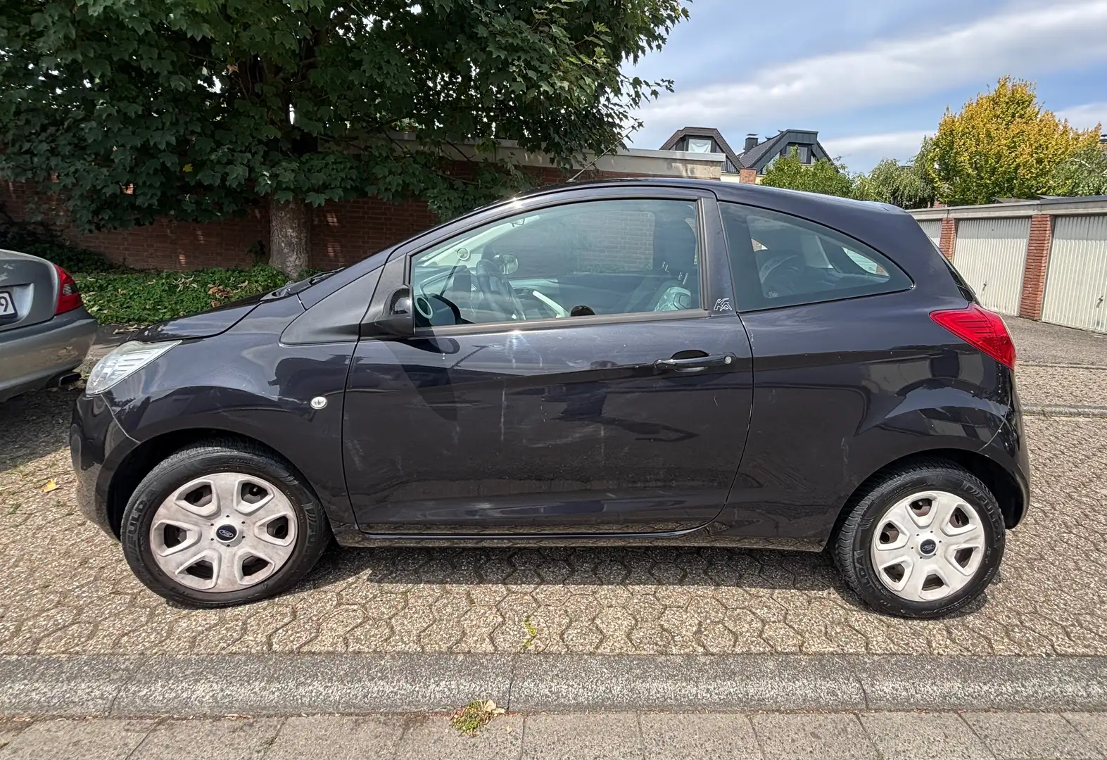 Ford Ka/Ka+ Ka 1.2 Start-Stopp-System Trend Edition Schwarz - 2