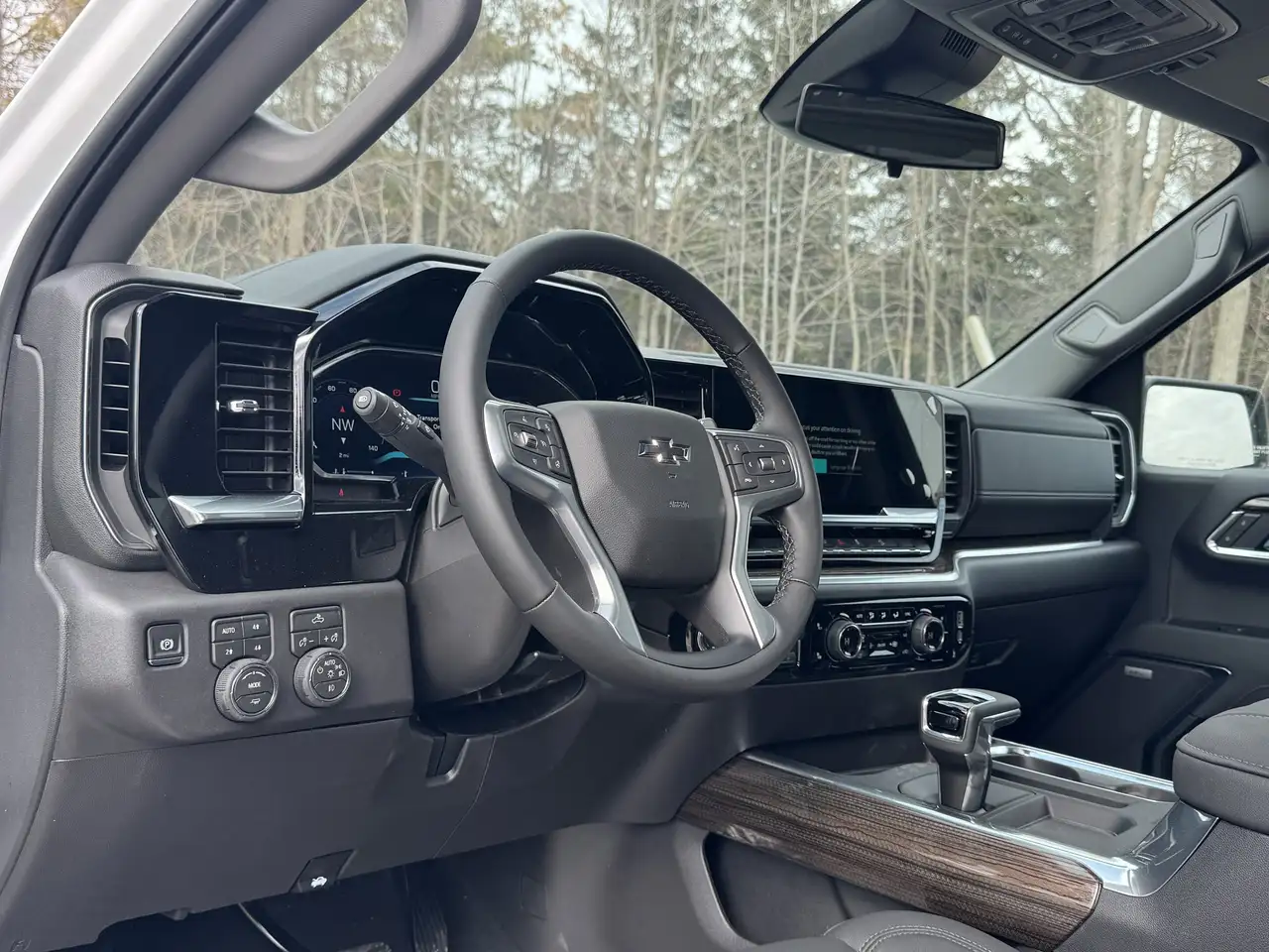 Chevrolet Silverado 1500 снимка Chevrolet Silverado 1500
