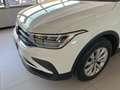 Volkswagen Tiguan 2.0 TDI LIFE SCR 150 CV DSG Bianco - thumbnail 25