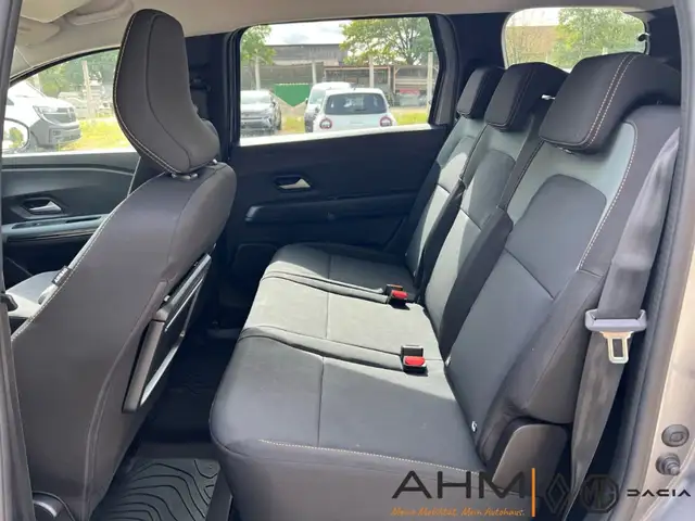 Dacia Jogger view 12