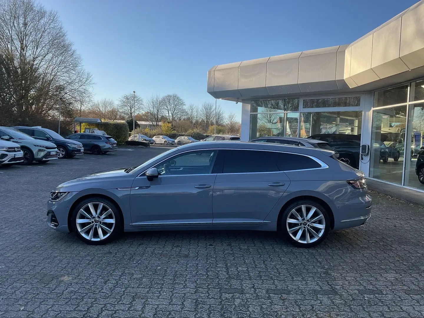 Volkswagen Arteon Arteon Shootingbrake 2.0 TDI R-Line 4Motion DSG Silber - 2