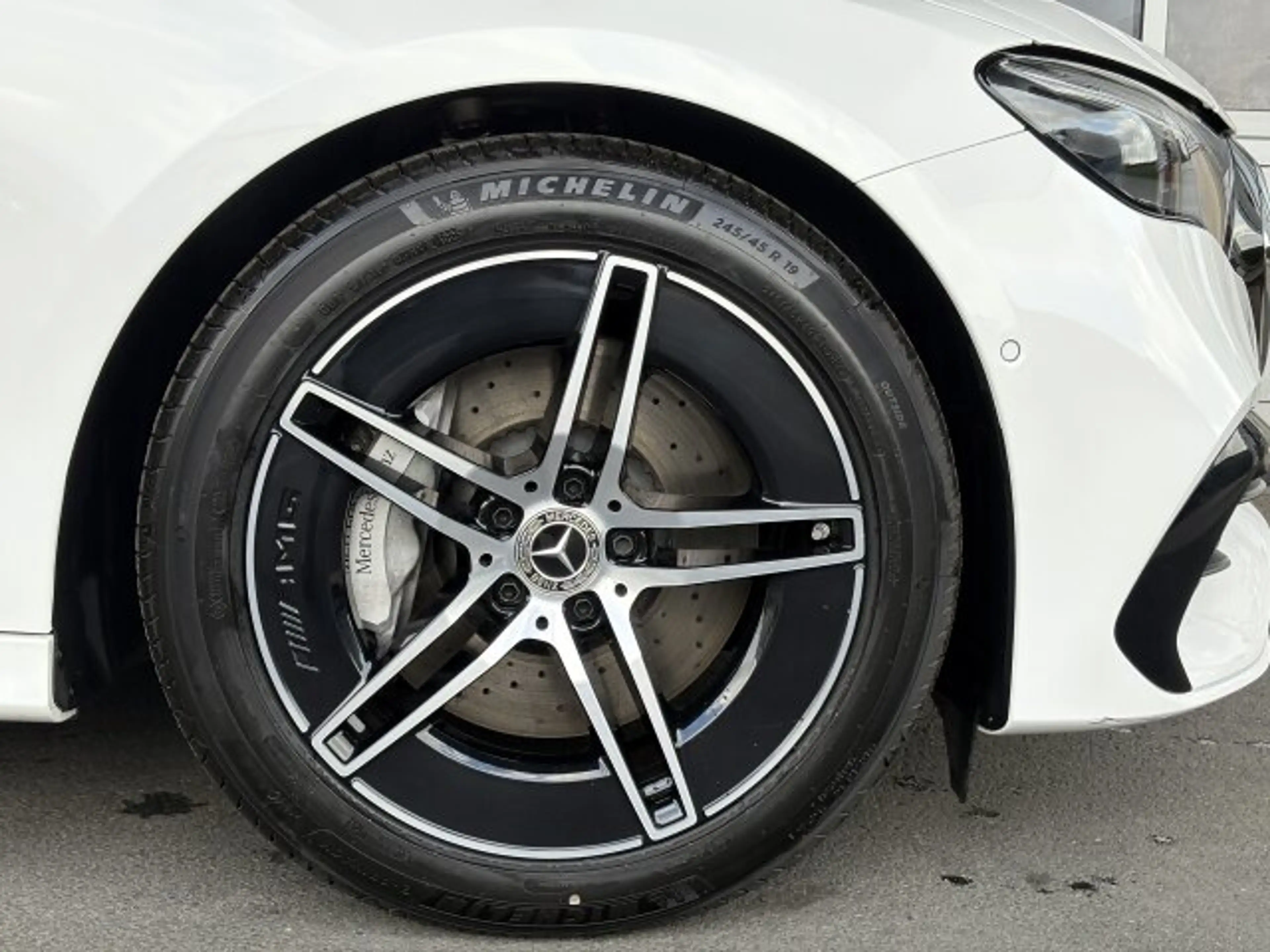 Mercedes-Benz E 200 E 200 Night AMG Line Advanced Distronic Lkrdhzg. — photo 3