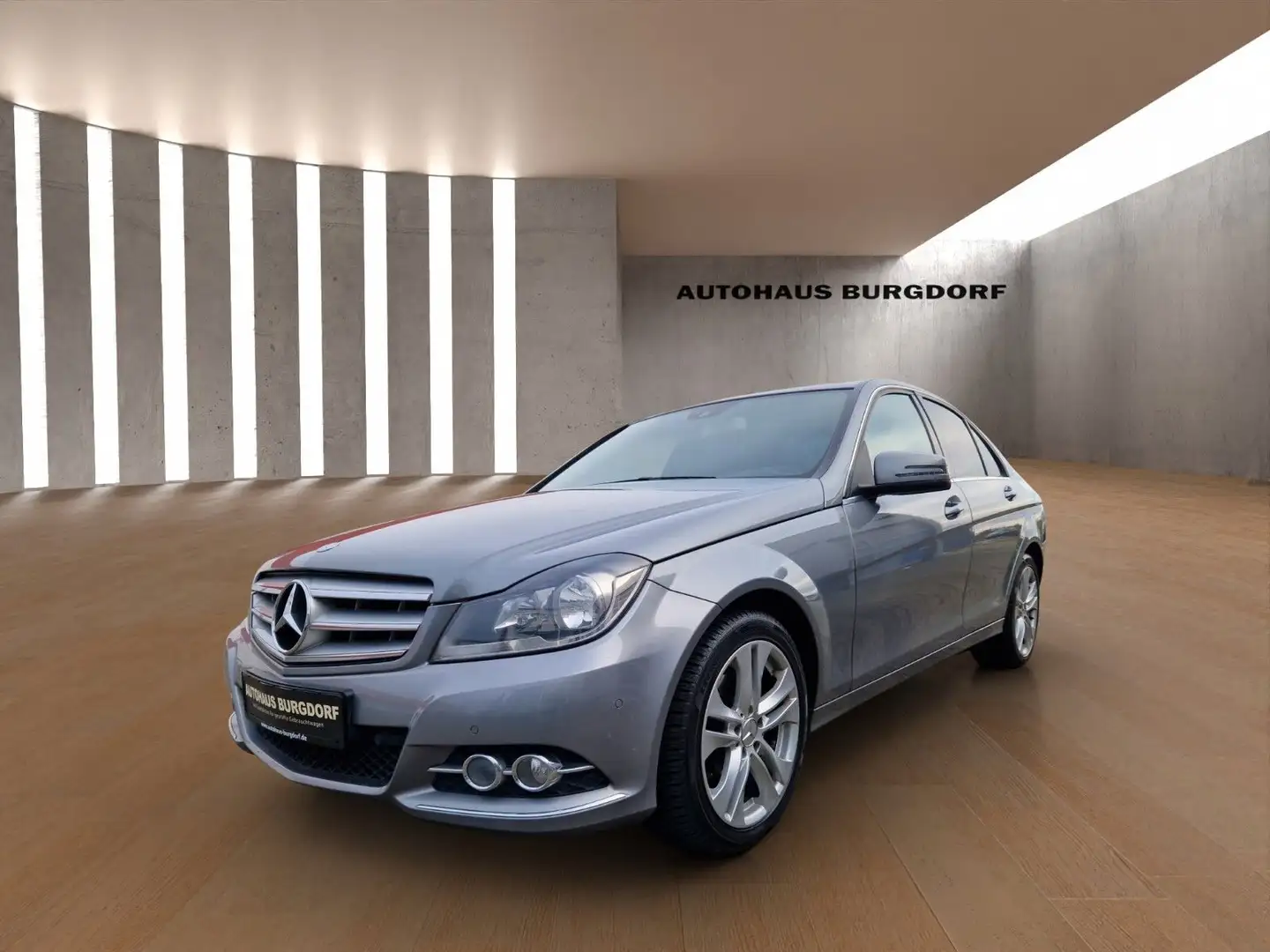 Mercedes-Benz C 200 CDI Avantgarde Teilleder Alufelgen Navi Stříbrná - 1