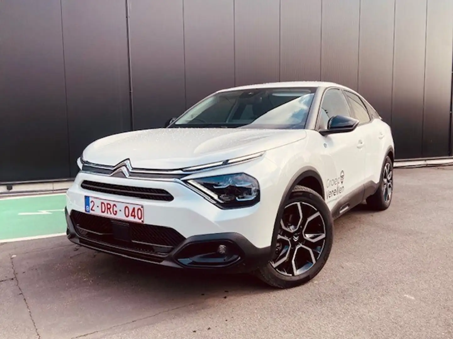 Citroen C4 E- 100 kWh Shine Blanc - 1