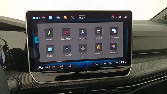 Volkswagen Golf view 15