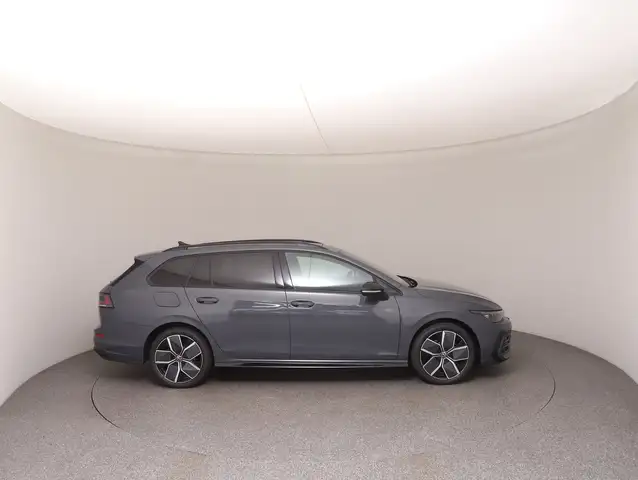 Volkswagen Golf view 7