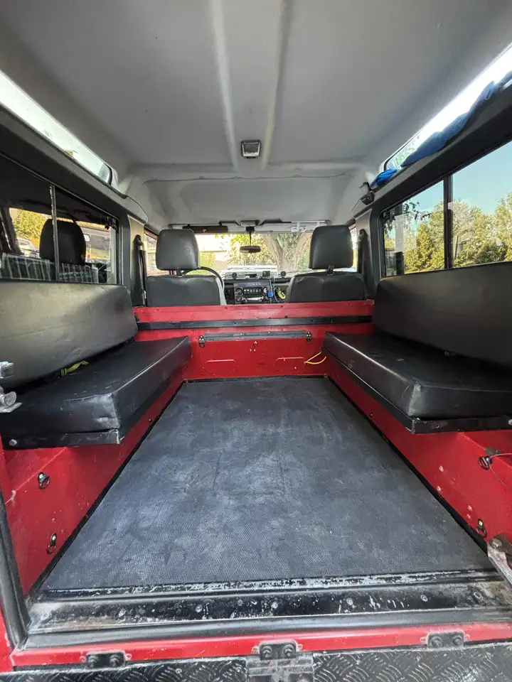 Land Rover Defender 90 2.5 td5 County SW, foto 7