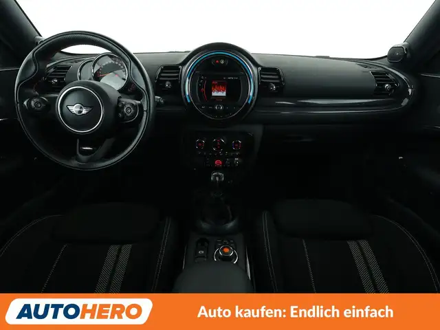 Mini Clubman view 12
