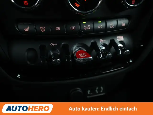 Mini Clubman view 25