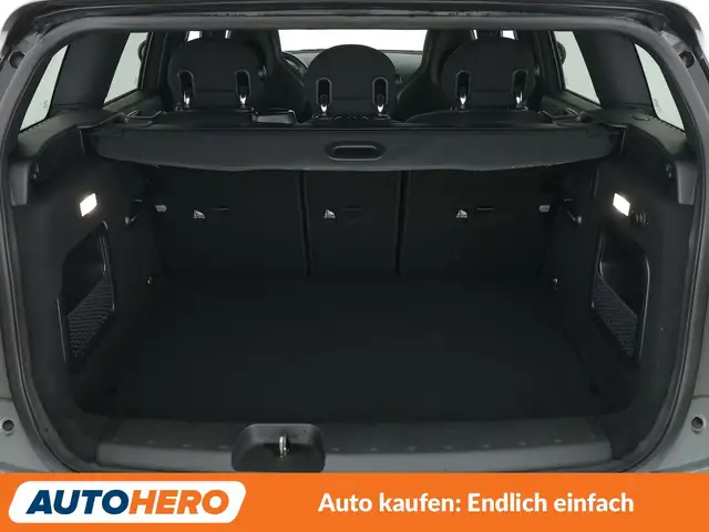 Mini Clubman view 17