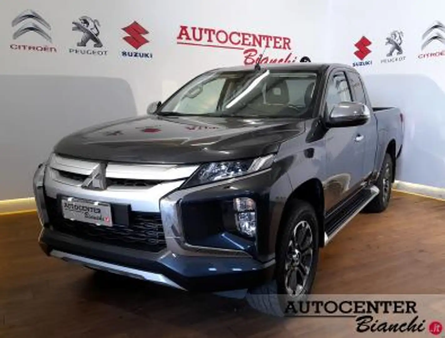 Mitsubishi L200 L200 d.cab 2.3d Hurricane 4wd 150cv - 1
