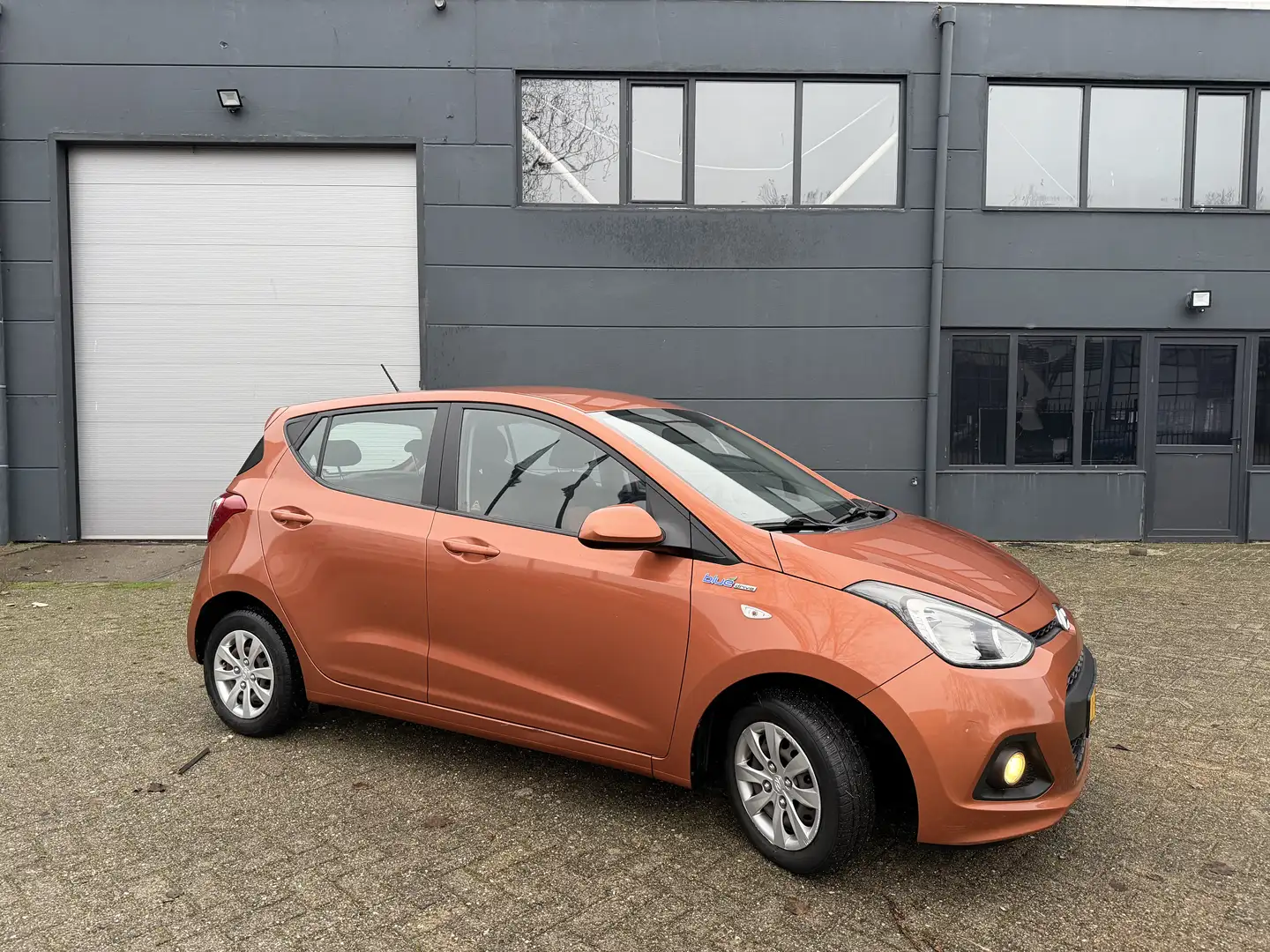 Hyundai i10 1.0 blue Trend |uitstekende staat| Nwe APK| - 1