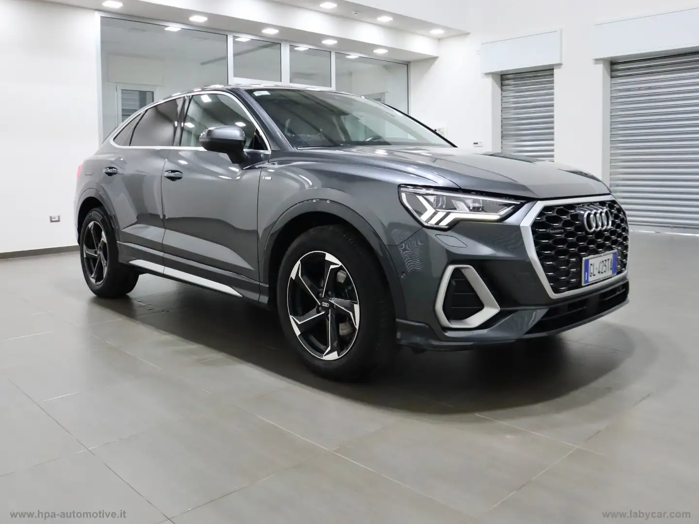 Audi Q3 SPORTBACK 2.0TDI Quattro S-LINE MATRIX LED NAVI AC Gris - 1