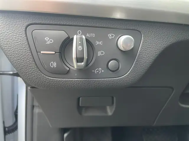 Audi Q5 view 17