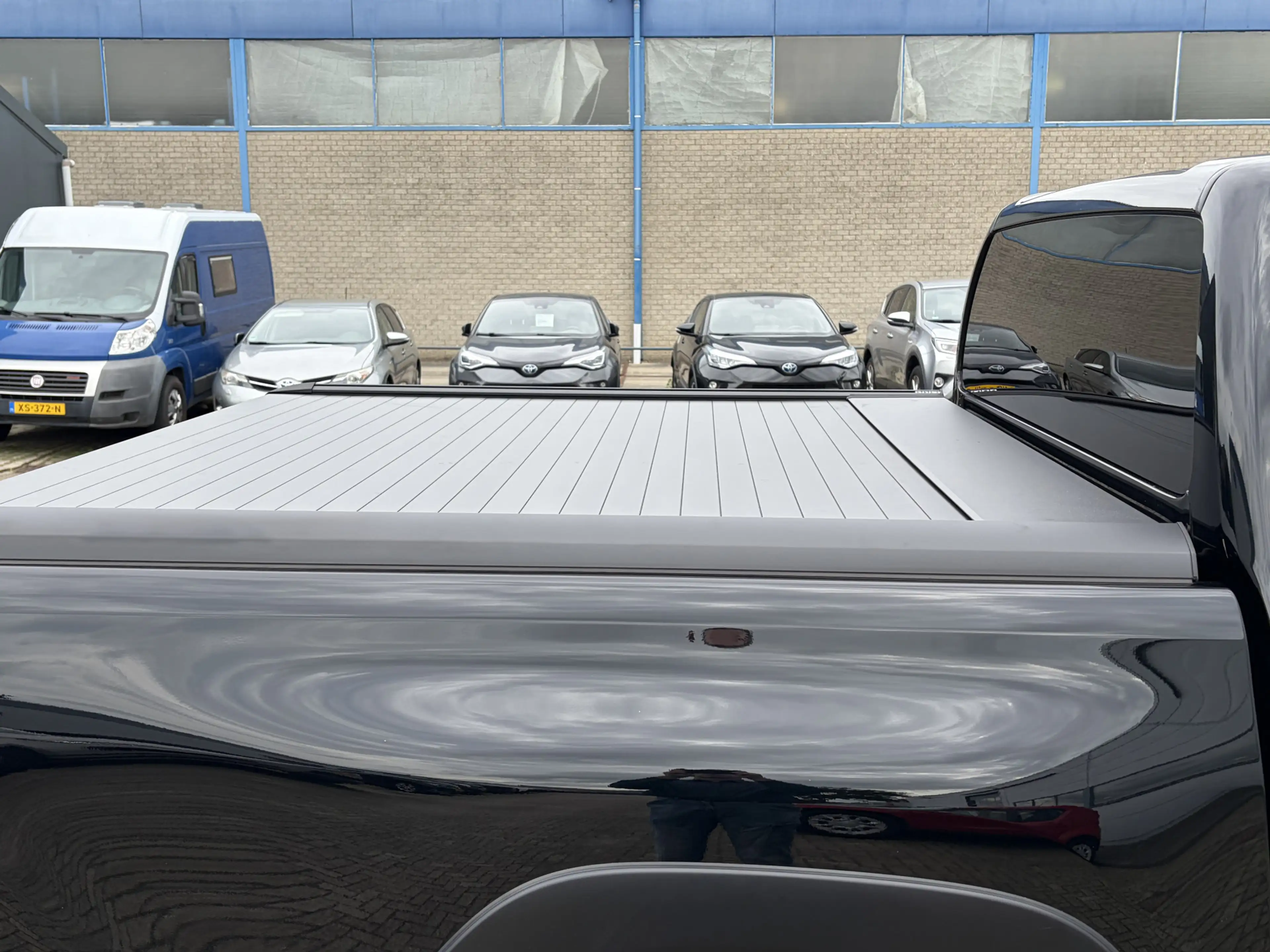 Toyota Hilux 2.4 D-4D Double Cab Executive Automaat Roll Cover — photo 8
